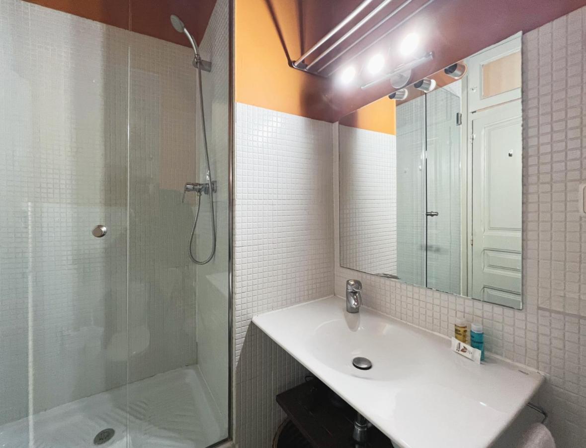 Stay U-Nique Apartments Borbo II Barcelona Ngoại thất bức ảnh